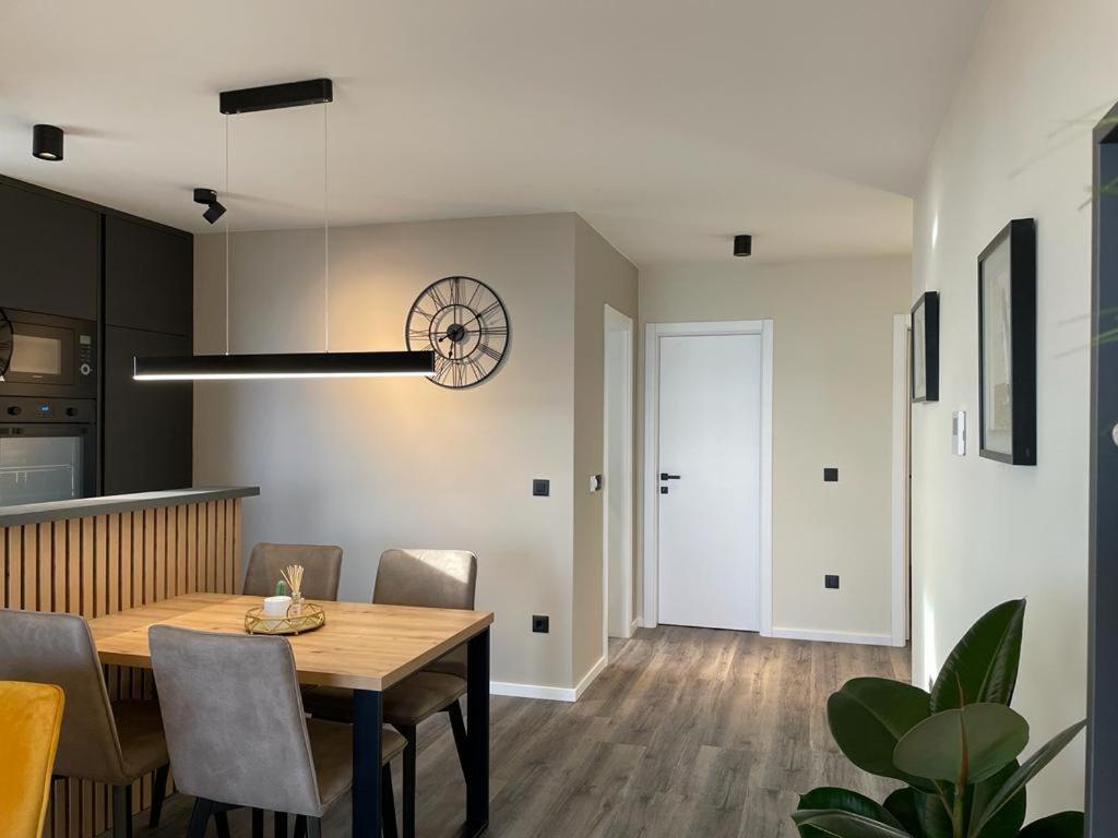 Apartment Linda With Panoramic Sea View Makarska Ngoại thất bức ảnh